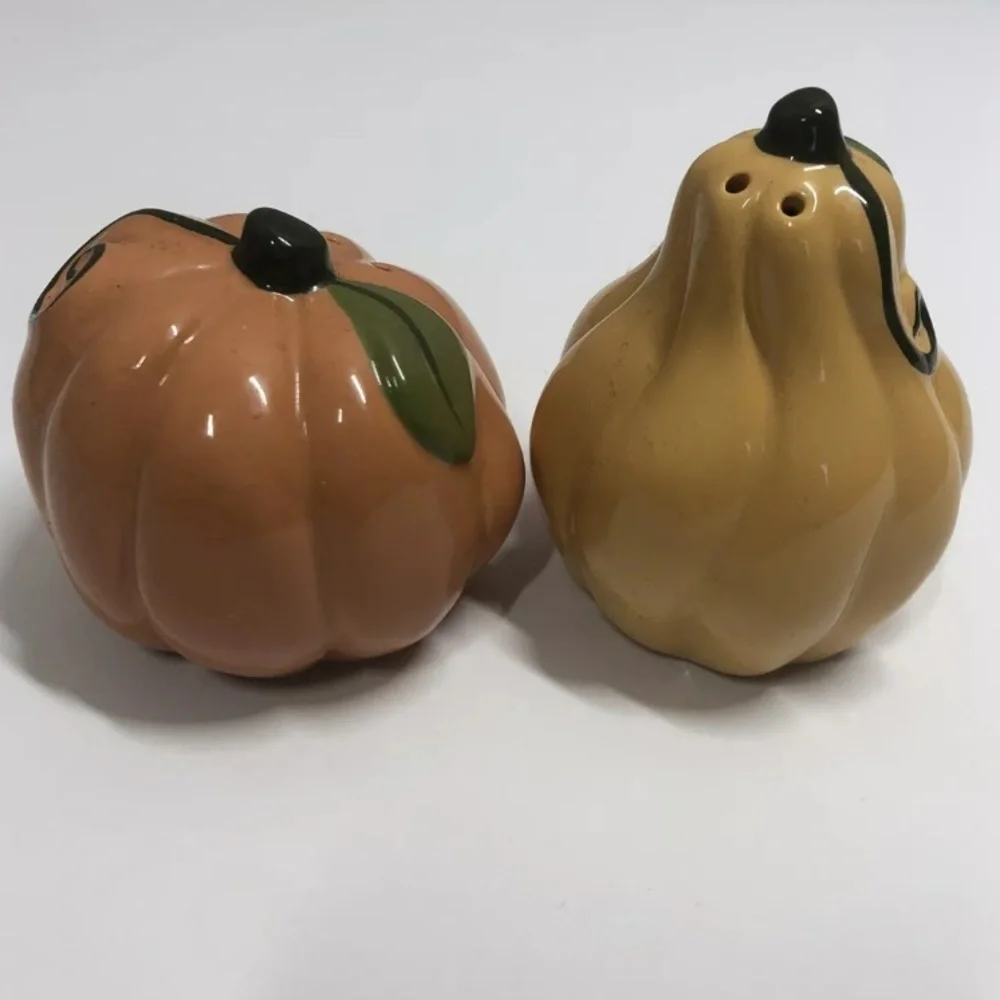 Pump inks salt and pepper